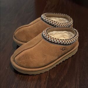 UGG Kids Chestnut Suede Cozy Clog with Woven Trim. Worn 2 times